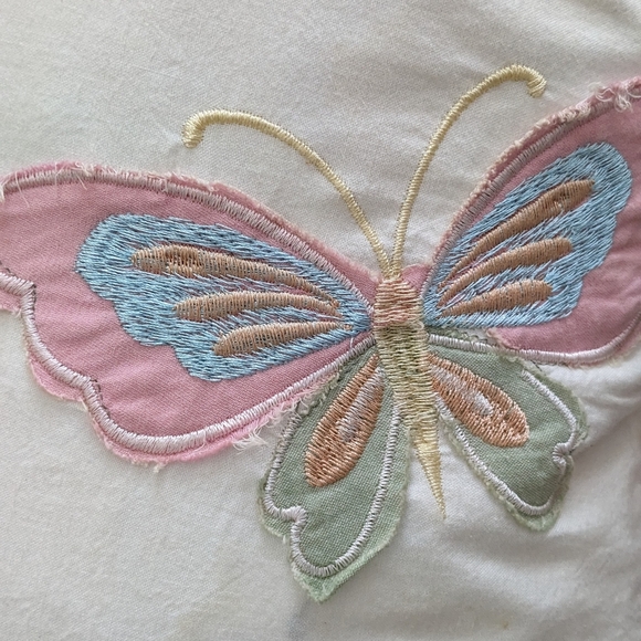 applique decor pillow - Picture 4 of 5